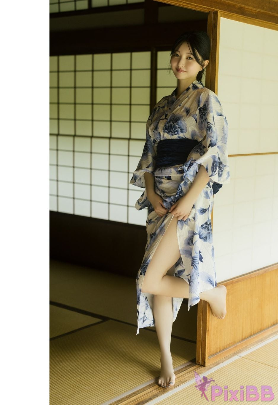 Japanese Idol Moka Hashimoto Moeka Digital only YJ PHOTO BOOK Tomoka SideB Neat and full of surprises Moka san PixiBB (32)